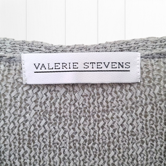 Valerie Stevens Gray Wrap Knit Pearl Button Cardigan Sweater Size Small - Picture 7 of 9